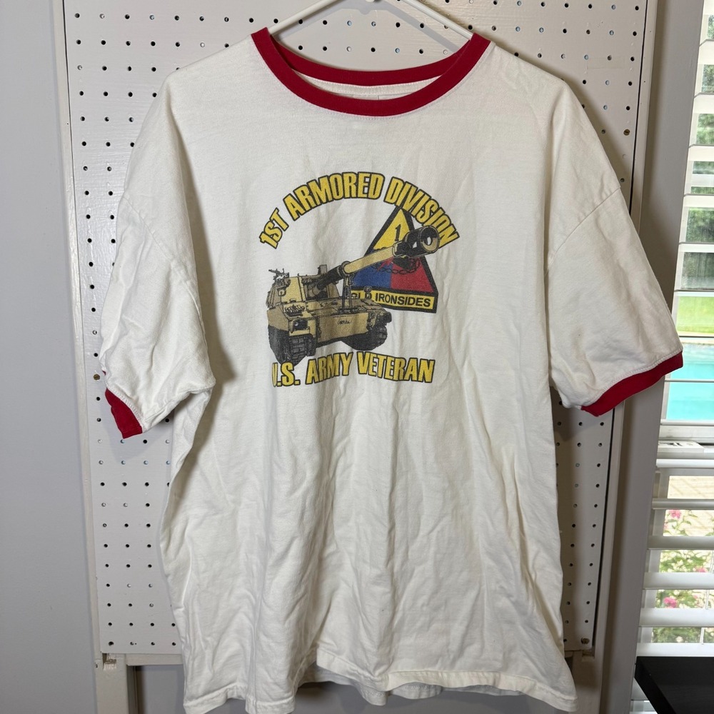1st Armored Division US Army Veteran Ringer T-Shirt Men's Size 2XL White Red VTG